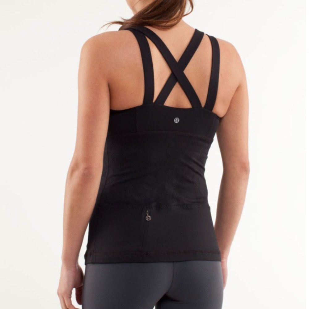 Lululemon Black Chaturanga Tank Top Sz 4
